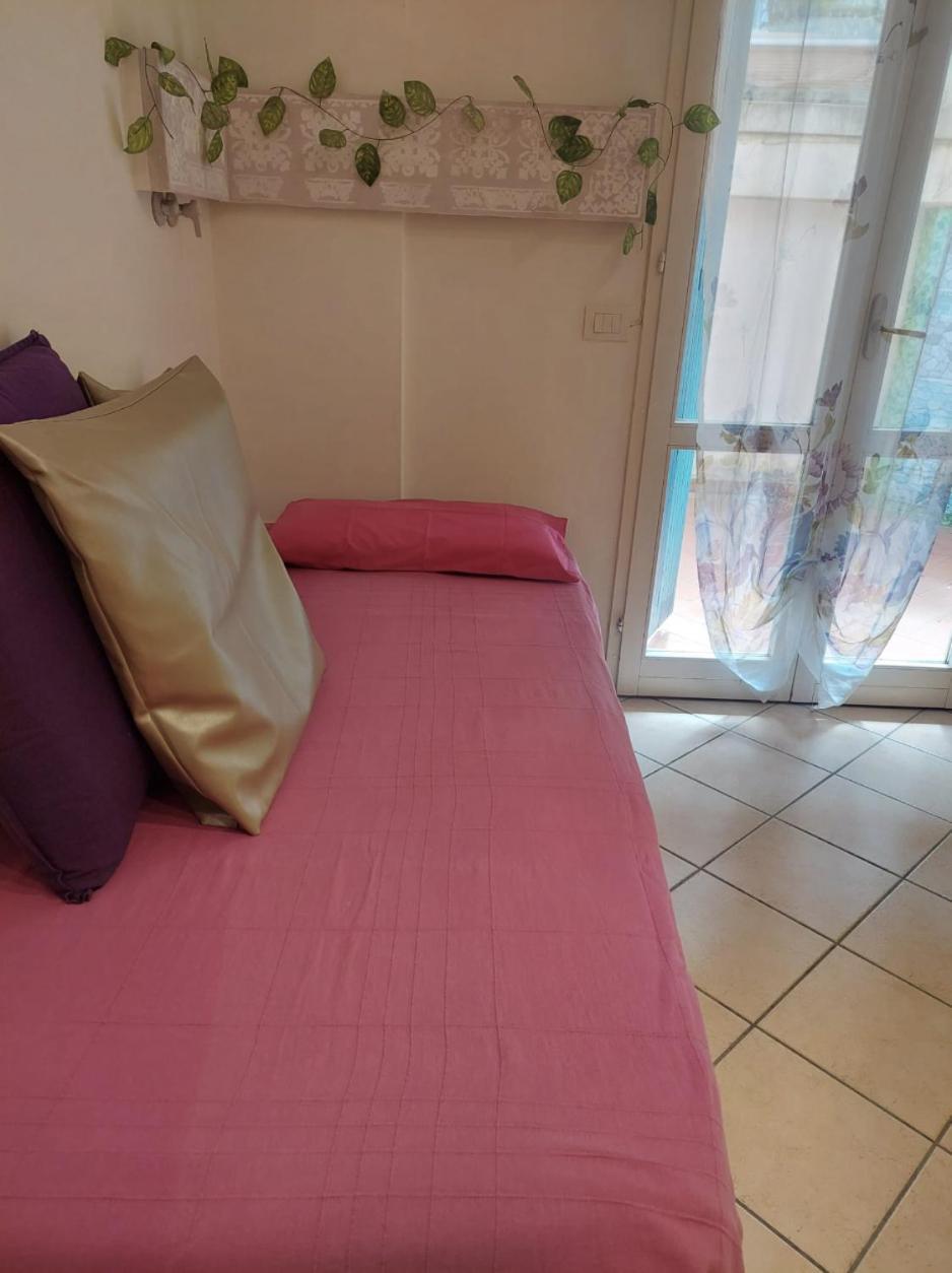 Ferienwohnung Bilocale Centro Storico Pesaro Exterior foto