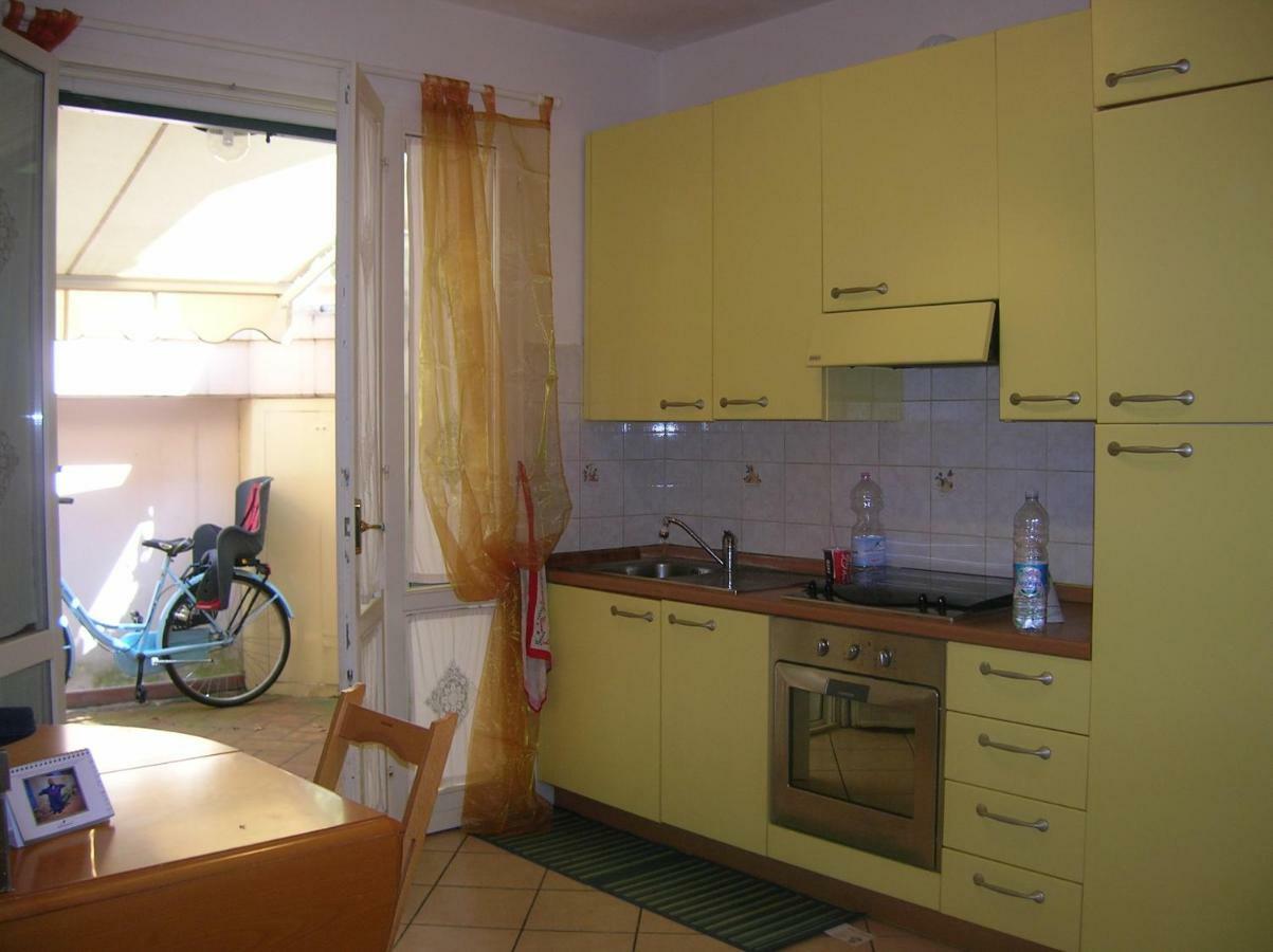 Ferienwohnung Bilocale Centro Storico Pesaro Exterior foto